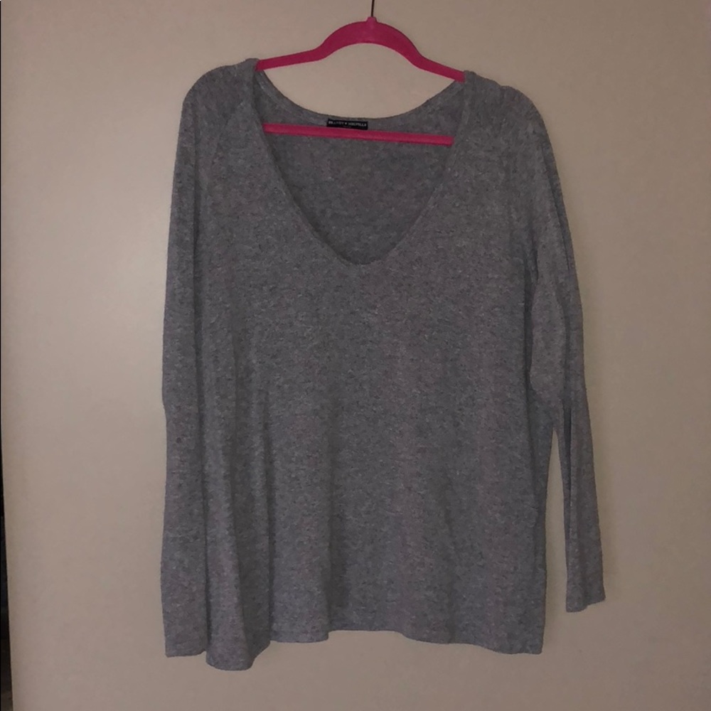 Brandy Melville grey v-neck sweater